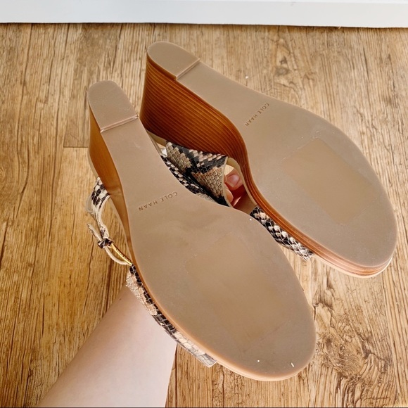 Cole Hann Philomina Python Snake Print Wedges 8.5 - Picture 7 of 7